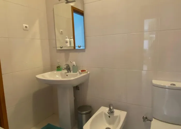 בית נופש Quinta Da Caselinha פארדס דה קורה